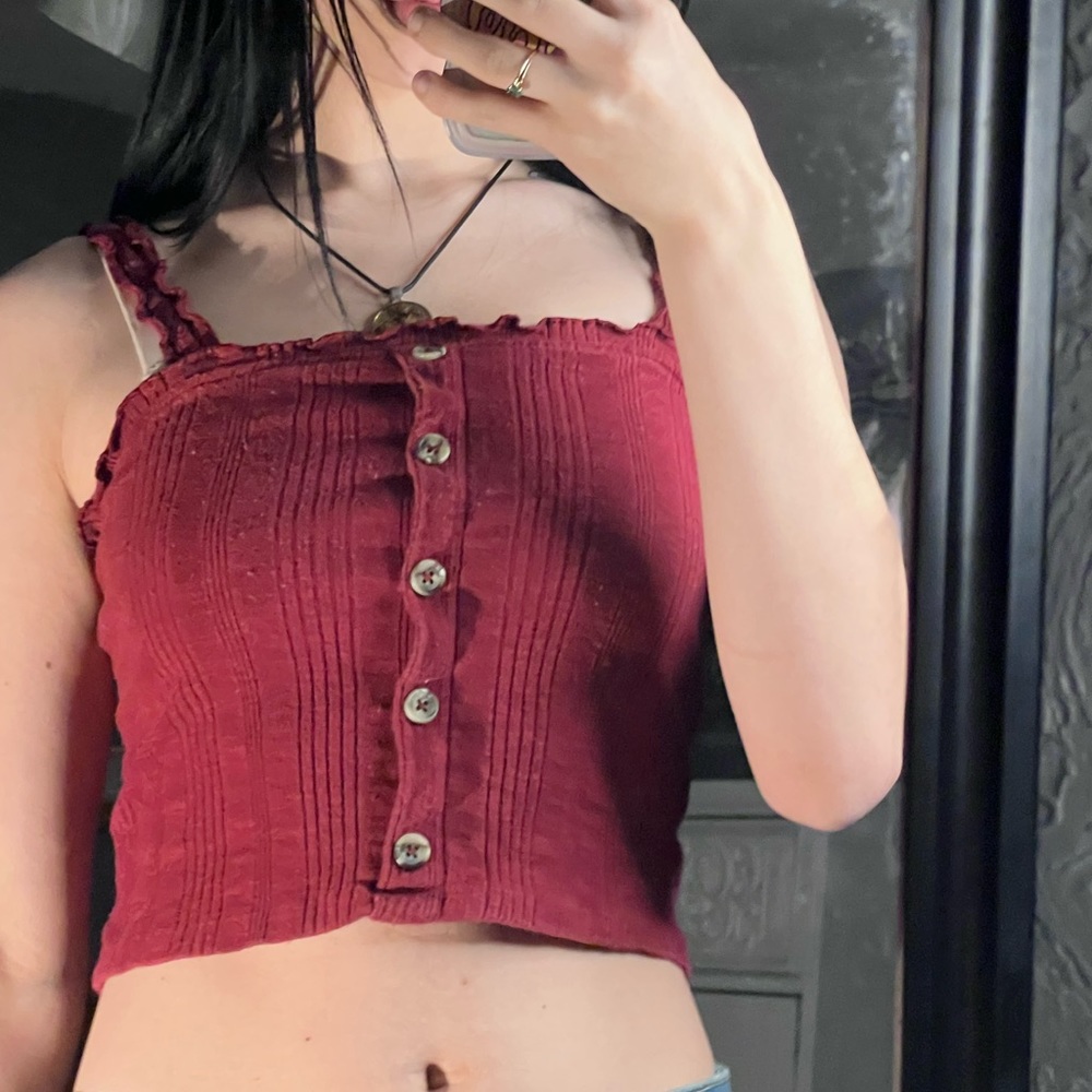 AEROPOSTALE RED RIBBED BUTTON CROP TOP TANK TANK TIGHT FITTING